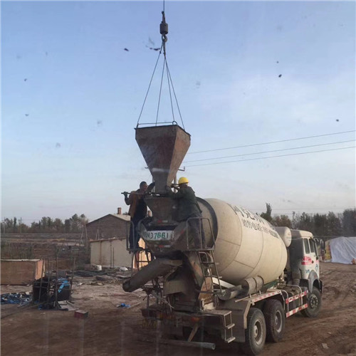 汕尾市“精准瞄准”—— 吊车的 “定位导航” 技术